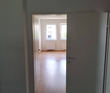 Charmante 3-Zimmer-Wohnung mit Balkon inkl. Heizkosten - Photo 5