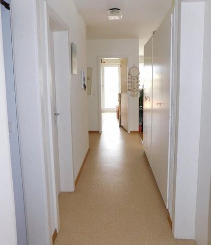 Ruhige 3.5-ZW à 70 m2 im EG mit sonnigem Balkon - Photo 4