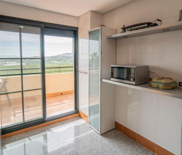 Ático de alquiler en Almayate - Photo 1