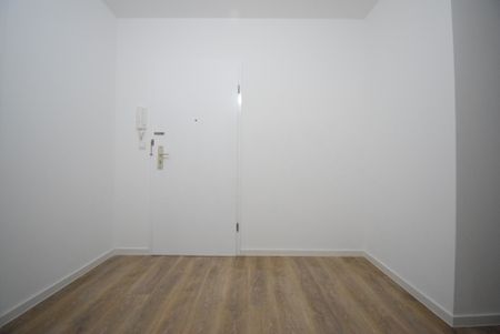 Modernisierte Wohnung mit Balkon in gepflegtem Wohnumfeld - Photo 4