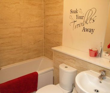 2 bedroom apartment to rent - Photo 6