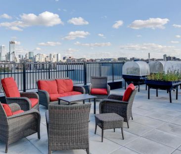 Vibe Lofts - Photo 2