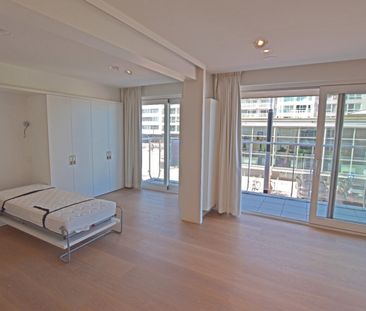Mooi appartement met zijdelings zeezicht, centraal gelegen op het L... - Photo 2