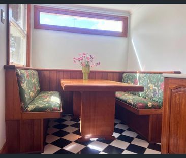 Charming Character Home in Convenient Bundall Location - Photo 4