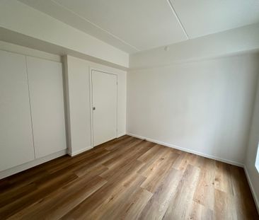 Moderne 3-værelses lejlighed i Nørresundby med altan og tagterrasse - Photo 5