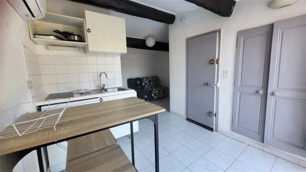 Location appartement 1 pièce - 17m² à Salon de provence (13300) - Photo 1