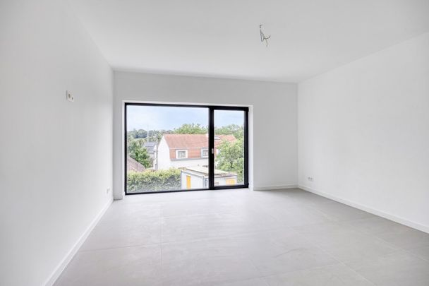 Villa te huur in Rhode-Saint-Genèse - Photo 1