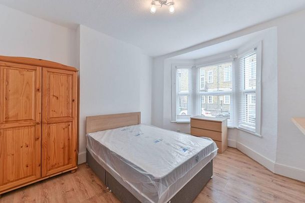 5 bedroom house to rent - Photo 1