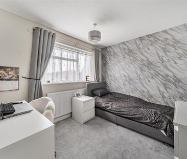 3 bedroom terraced house to rent - Photo 6