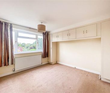 4 bedroom detached house to rent - Photo 4