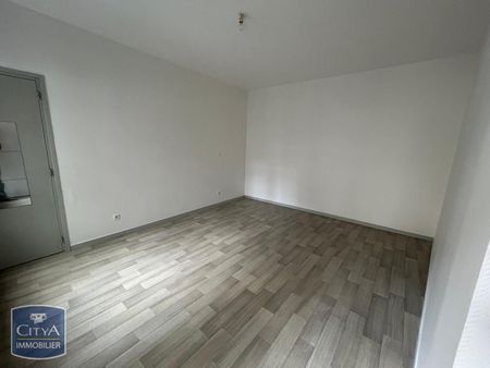 Location Appartement 3 pièces 74m² LILLE 59000 - Photo 2