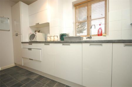 1 bedroom terraced house to rent - Photo 5