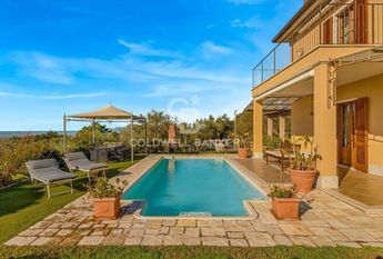 Via Murli, Pietrasanta, Tuscany 54038