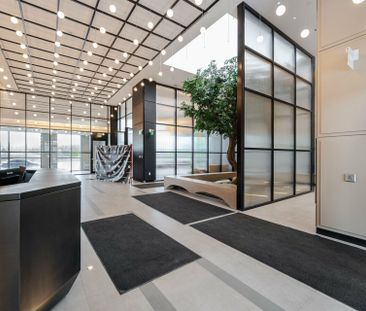 For Lease - 3220 William Coltson Avenue Unit# 817, Oakville, Ontario - Photo 1