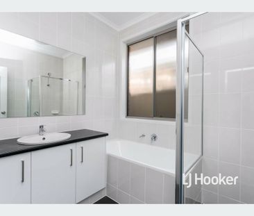 Make this quality home your own!! - Photo 6