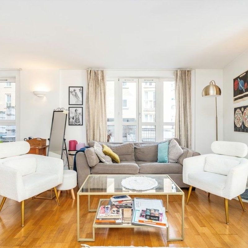 Commercial Road, Aldgate, E1 - Photo 1