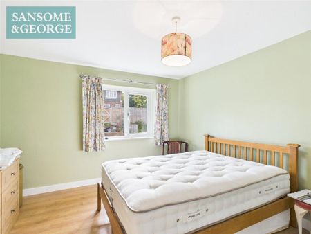 3 bedroom terraced house to rent - Photo 5