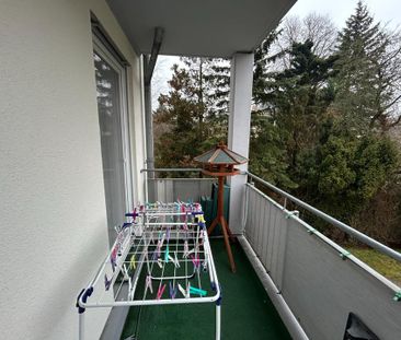 Attraktive 3 Raum Wohnung mit 2 Balkonen & EBK in Altchemnitz - Photo 1