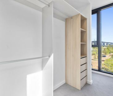 Living At The Griffin - Photo 2