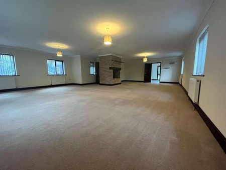 Bernards Close, West Row, IP28 - Photo 2