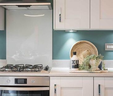 2 bedroom semi-detached house to rent - Photo 5