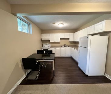 For Lease - 209 Dunsmore Lane Unit# Lower, Barrie, Ontario - Photo 6