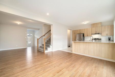 For Lease - 684 Expansion Road, Barrhaven, Ontario - Photo 5