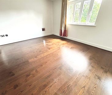 Dunnell Close, Sunbury-on-Thames, Surrey, TW16 6PX - Photo 4