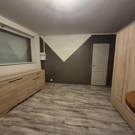 Location Appartement 2 pièces 20m² BETHUNE 62400 - Photo 3