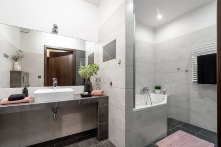Mieszkanie do wynajęcia 3 pokoje Eliasza Radzikowskiego, Kraków 70 m² - Zdjęcie 2