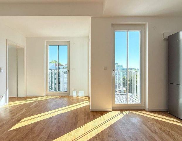 Helle 2,5 Zimmerwohnung mit Erker - modern wohnen mitten in der Hauptstadt - gute Anbindung - Foto 1