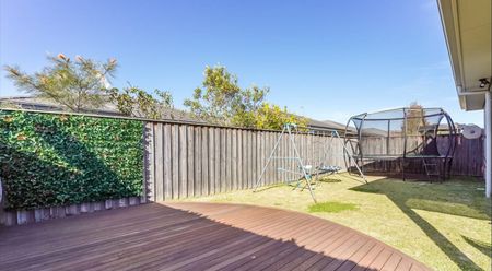 Great Family Home In Ultra Handy Location - Photo 2