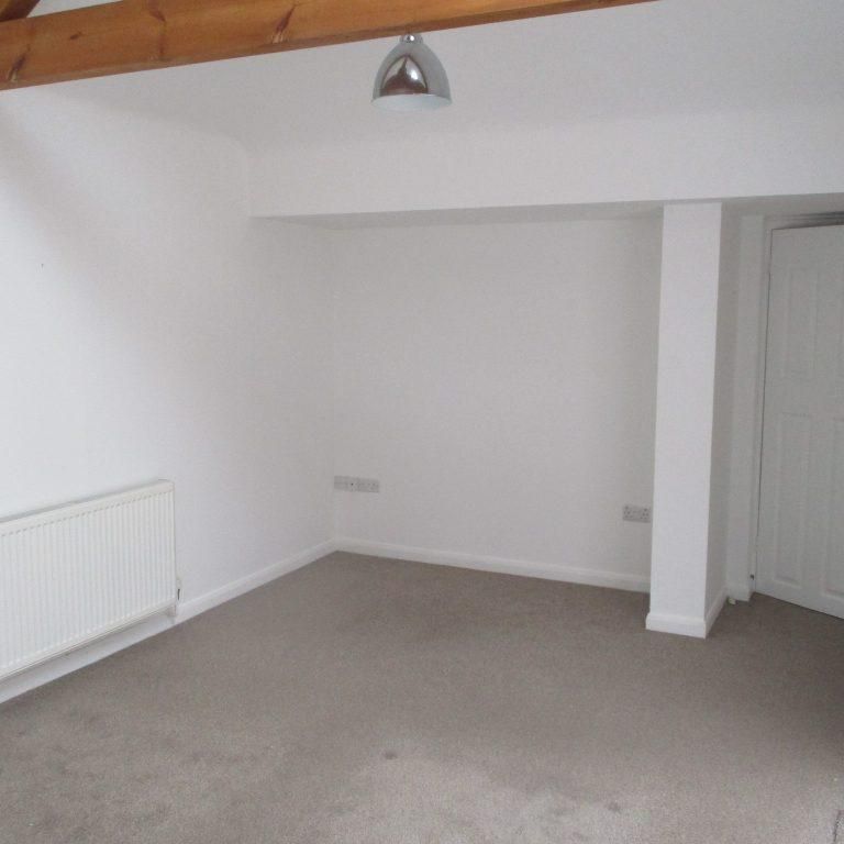 1 bedroom bungalow to rent - Photo 1