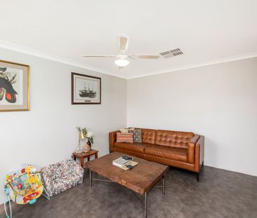 A family-friendly home with a backyard made for entertaining - Photo 1