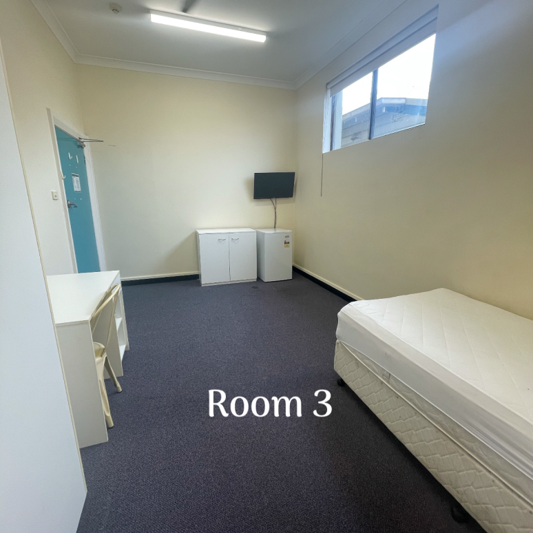 FURNISHED ROOMS FROM $200.00 p/week - Photo 1