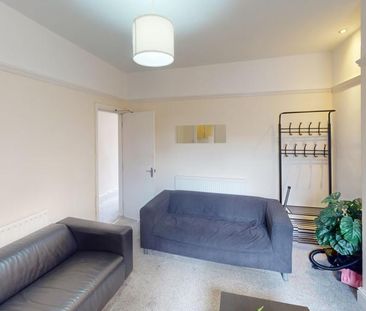 3 bedroom terraced house to rent - Photo 3