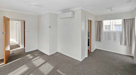 Hutt Central Living - Photo 2