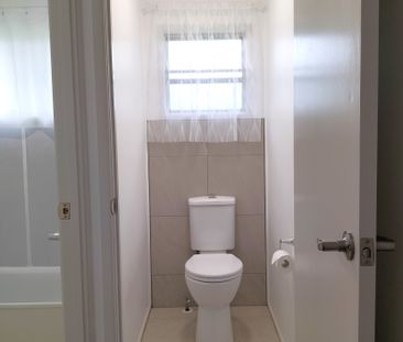 185 Station Road, Woodridge QLD 4114 - House For Rent | Domain - Photo 4