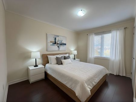 For Lease - 590 North Service Road Unit# 100, Hamilton, Ontario - Photo 3