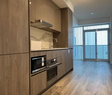 8 Interchange Way #3911 - Photo 4