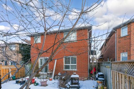 For Lease - 40 Olympia Crescent, Brampton, Ontario - Photo 4