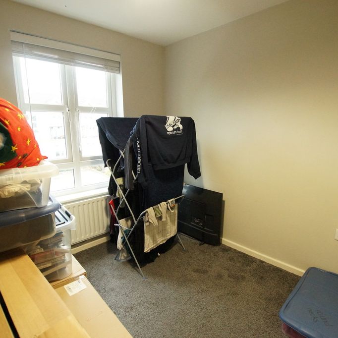 2 bedroom Town House to let - Photo 1