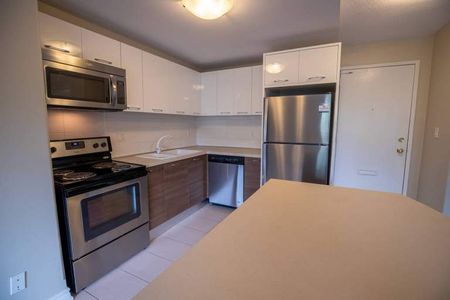 apartments at 375 Scott Street - Photo 5