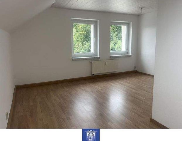 Himmlische Dachgeschosswohnung zum Wohlfühlen in herrlicher Umgebung! - Foto 1