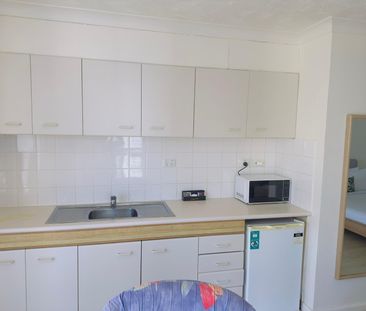 3004/18 Hanlan Street, Surfers Paradise QLD 4217 - Apartment For Re... - Photo 3