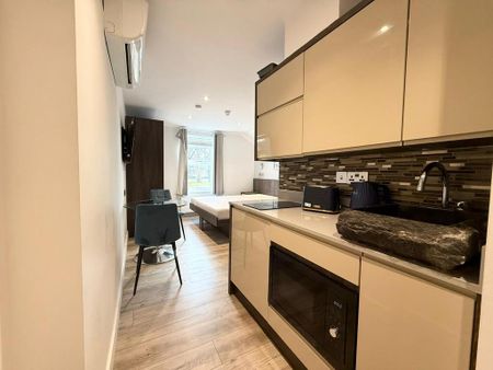 Studio to rent - Photo 3