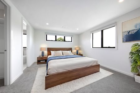 15A Lewis St, Ormond VIC 3204 - Townhouse For Rent | Domain - Photo 2