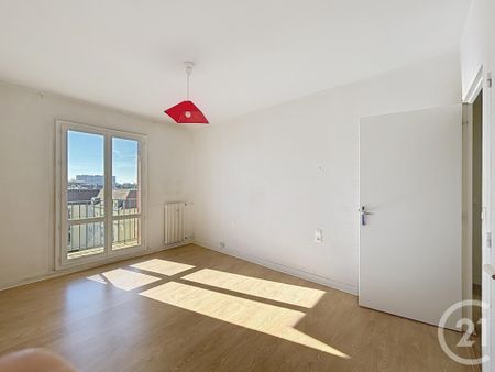 Location Appartement 3 pièces 78m² TROYES 10000 - Photo 3