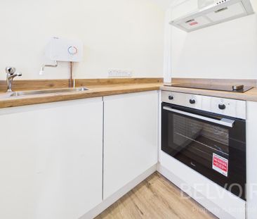 1 bedroom flat to rent - Photo 2