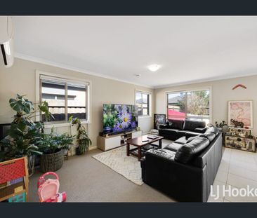 Modern 4-Bedroom Family Home for Rent in Weir Views! - Photo 1